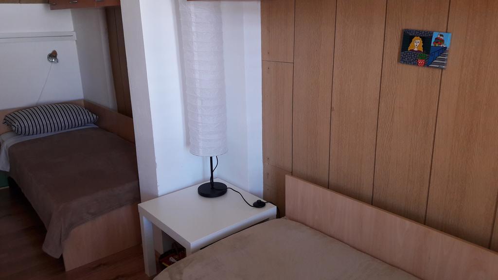 Apartment Amalija Primosten Exterior photo